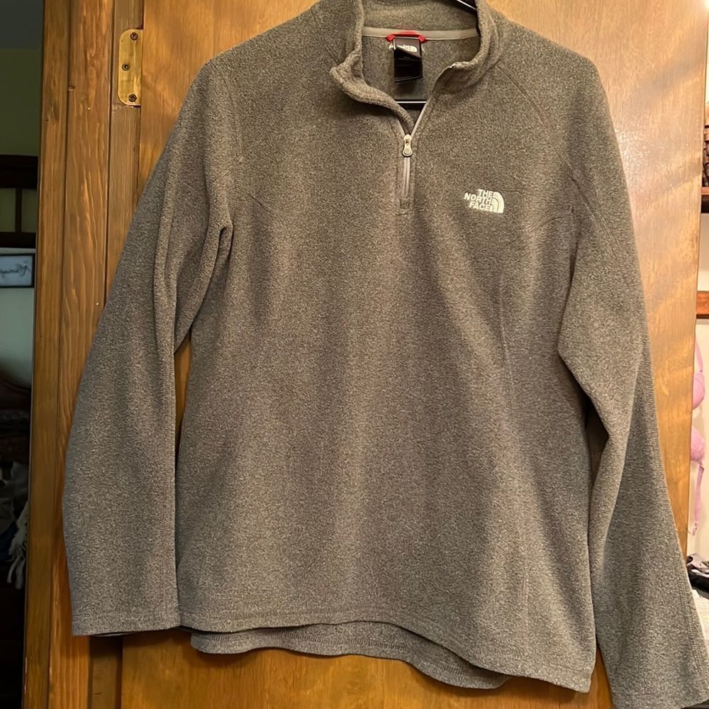 Women’s North Face Fleece Pullover